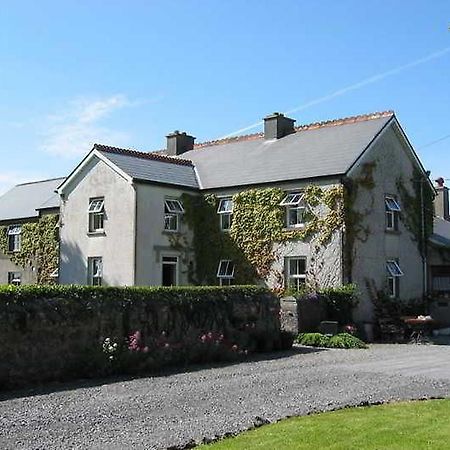 ホテル Corrib View Farm Lisheenanoran エクステリア 写真